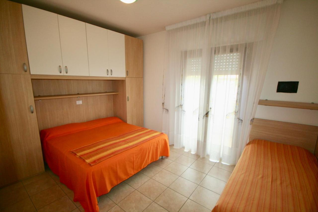 Ba- Tintoretto Apartments - Линьяно-Саббьядоро Экстерьер фото